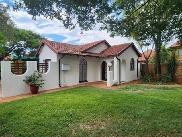 2 Bedroom House in Doornpoort