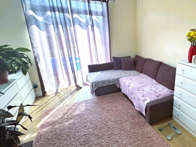 2 Bedroom House in Dagenham £1775 Pcm