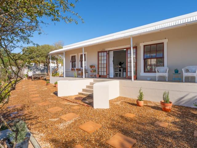 2 Bedroom House in Darling