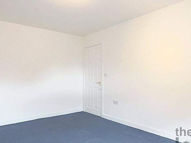 2 bedroom house in Enfield
