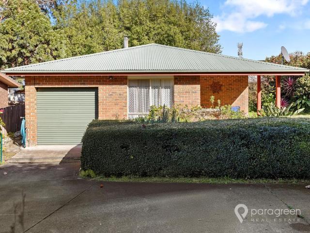 2 BEDROOM HOUSE IN FOSTER