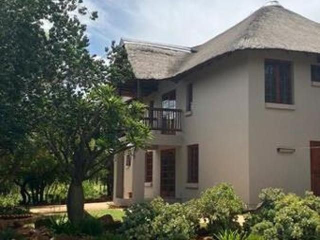 2 Bedroom House in Kameeldrift West
