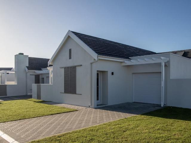 2 Bedroom House in Kleinbaai