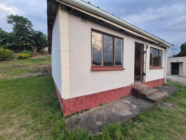 2 Bedroom House in KwaMashu