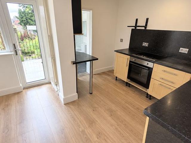 2 bedroom house in Oldbury
