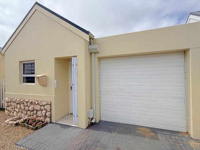 2 Bedroom House in Laguna Sands