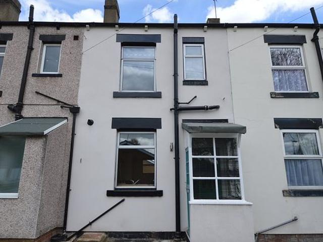 2 bedroom house in Leeds
