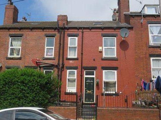 2 bedroom house in Leeds