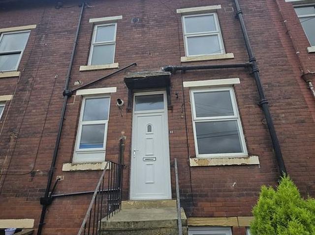 2 bedroom house in Leeds
