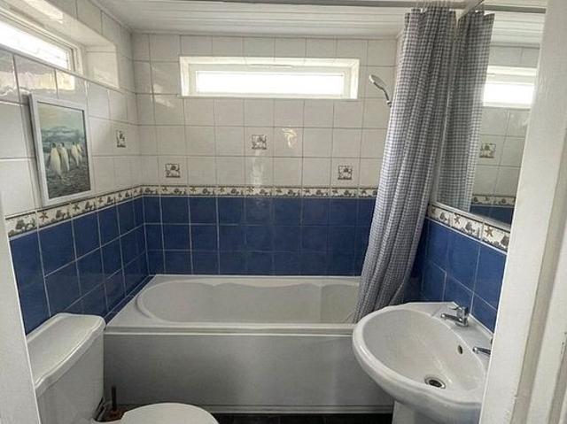 2 bedroom house in Liverpool