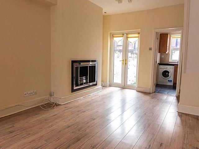 2 bedroom house in Liverpool