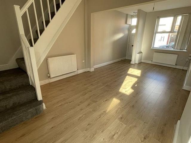 2 bedroom house in Liverpool