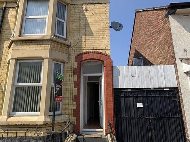 2 bedroom house in Liverpool