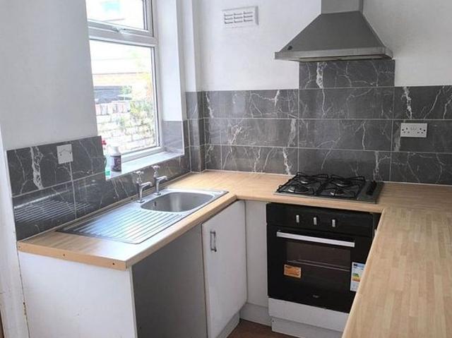 2 bedroom house in Liverpool