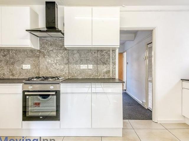 2 bedroom house in Morden
