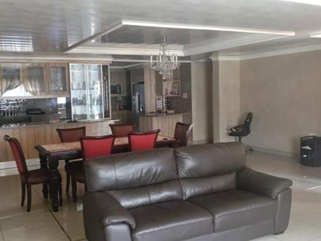 2 Bedroom House in Noordhoek