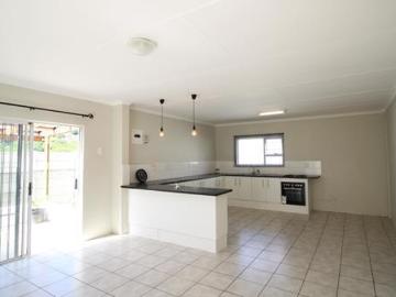House to rent in East London