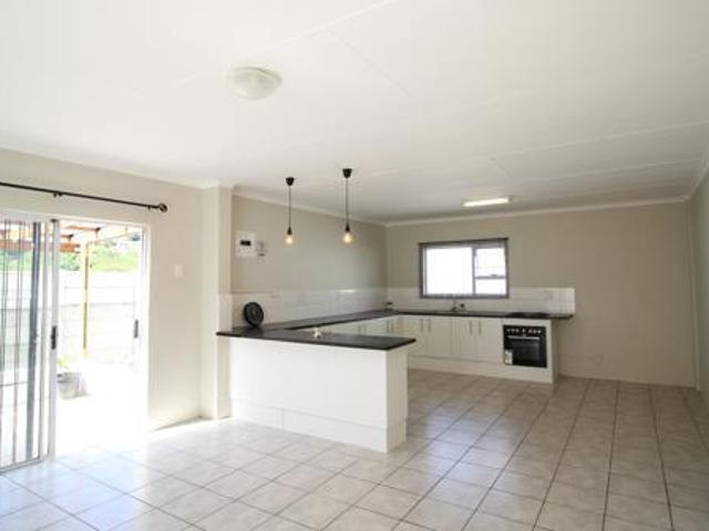 2 Bedroom House in Nahoon Valley