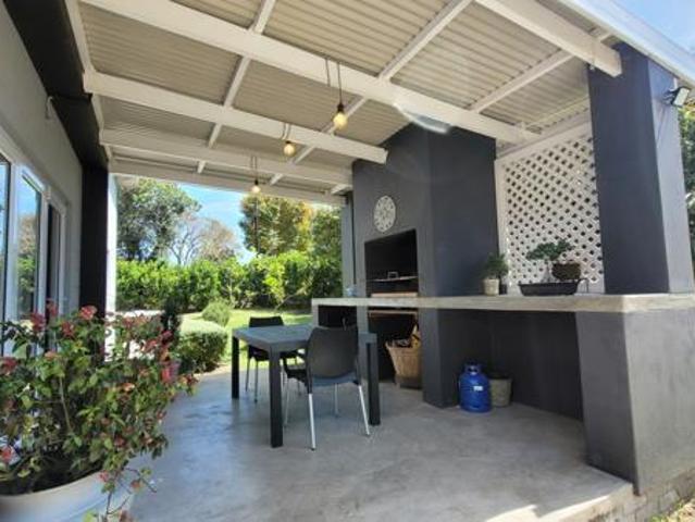 2 Bedroom House in Nahoon