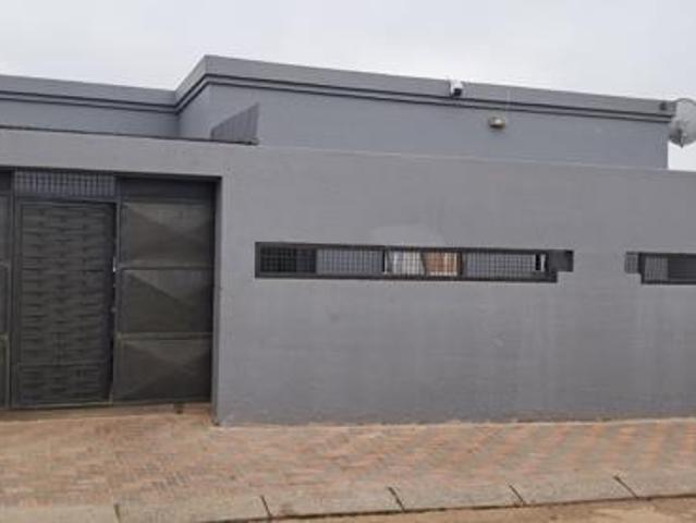 2 Bedroom House in Naledi