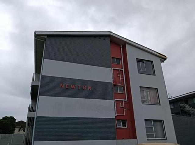 2 Bedroom House in Newton Park