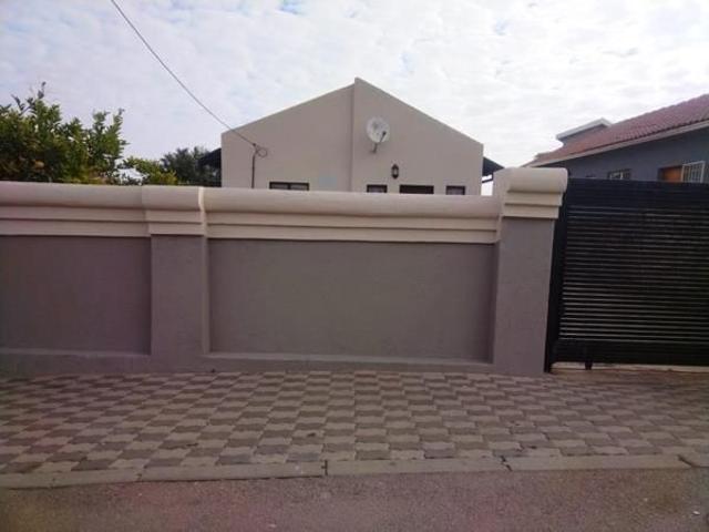 2 Bedroom House in Soshanguve Uu