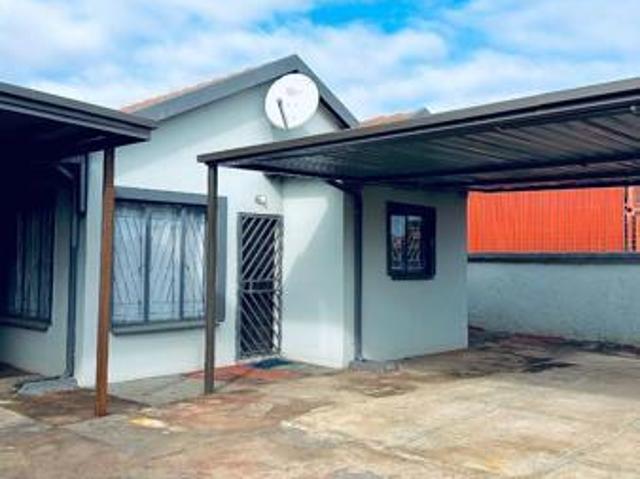 2 Bedroom House in Soshanguve B