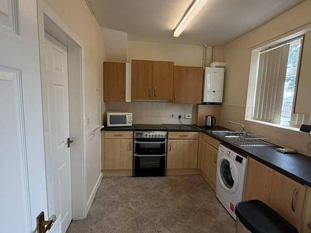 2 bedroom house in Sheffield