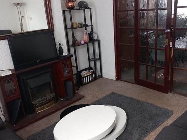 2 bedroom house in Sheffield