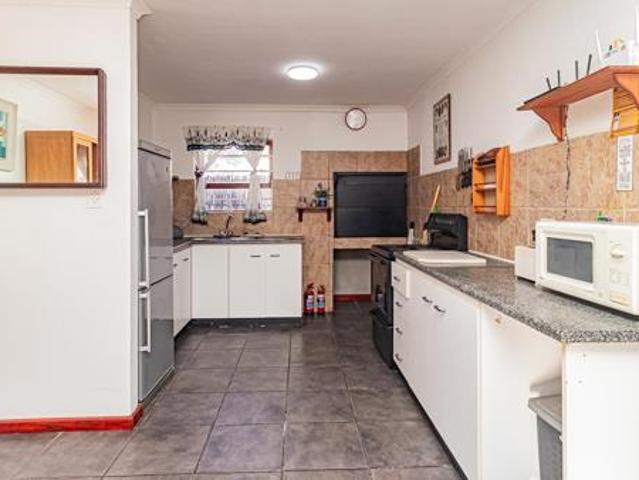 2 Bedroom House in Skiathos