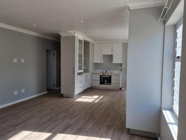 2 Bedroom House in Struisbaai