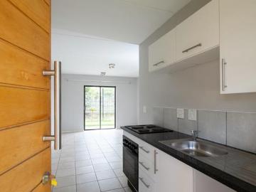 2 Bedroom House in Pomona Ah