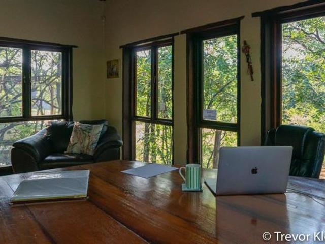 4 Bedroom House in Phalaborwa