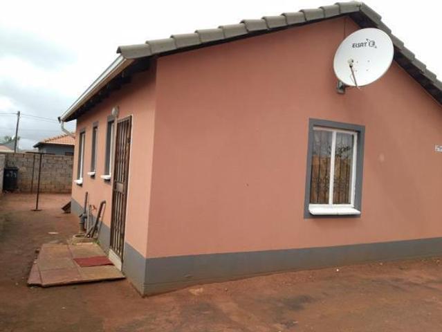 2 Bedroom House in Protea Glen
