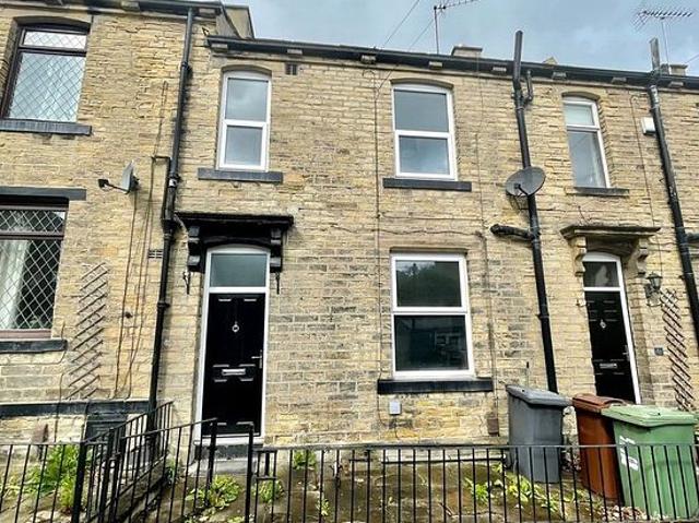 2 bedroom house in Pudsey