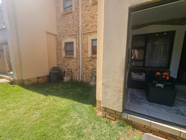 2 Bedroom Apartment in Randpoort