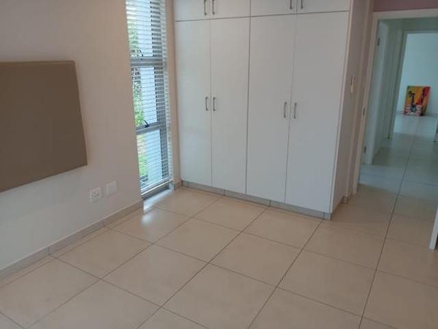 2 Bedroom House in Renishaw Hills