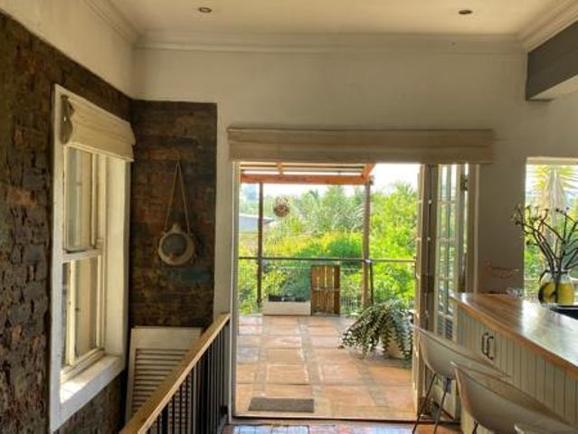 2 Bedroom House in Westdene