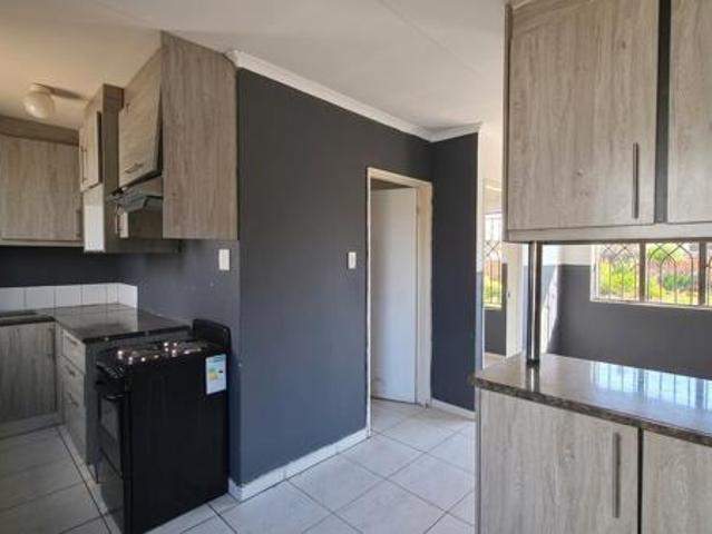 2 Bedroom House in Windmill Park