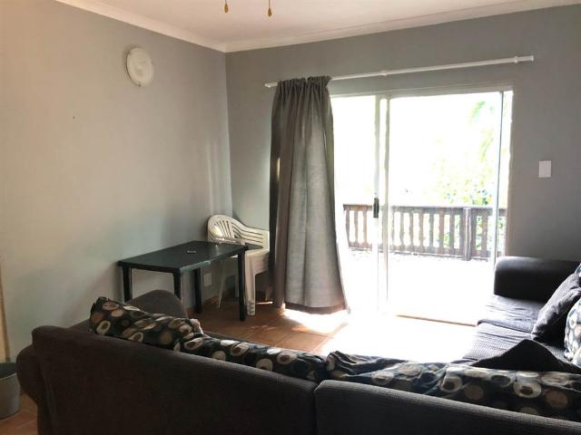 2 Bedroom House in Umzumbe