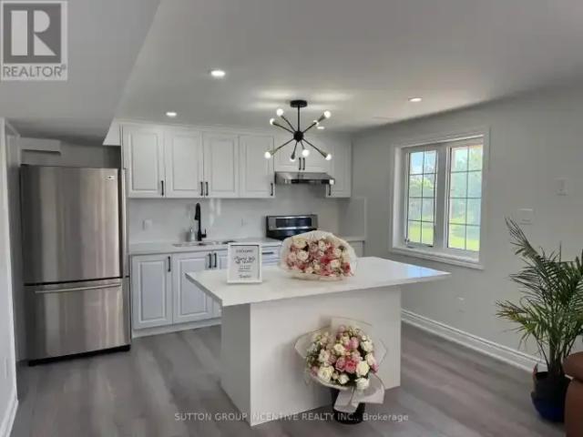 2 Bedroom House Innisfil ON 103594460