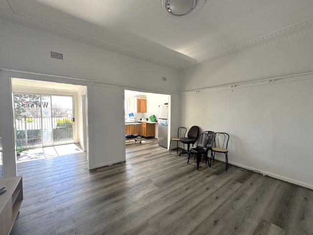 2 Bedroom House Opposite Young Hospital