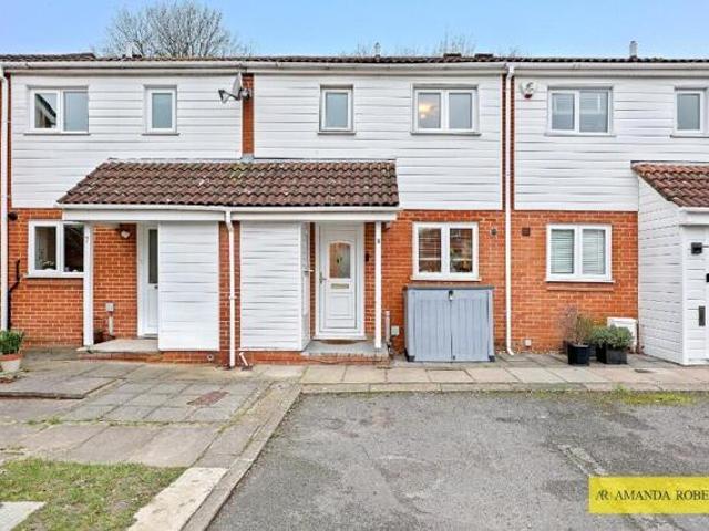 2 Bedroom House London Greater London 100786673