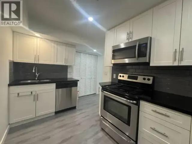 2 Bedroom House Maple Ridge BC 104471206