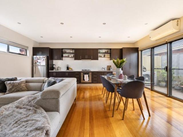2 Bedroom House Maribyrnong VIC 103659043