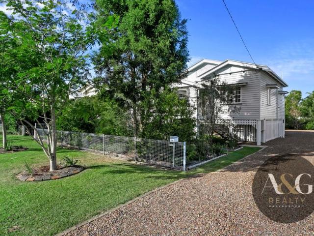 2 Bedroom House Maryborough QLD 102858397