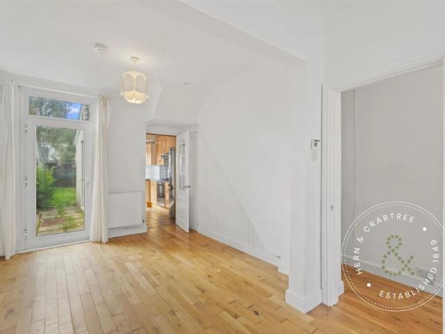 2 Bedroom House Mid Terrace
