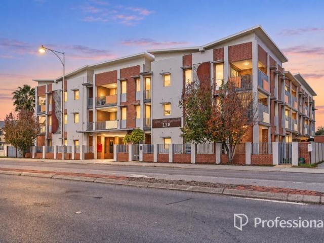 2 Bedroom House Midland WA 105972460