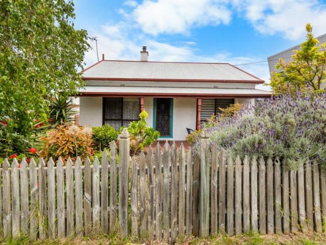 2 Bedroom House Millicent SA 106099789