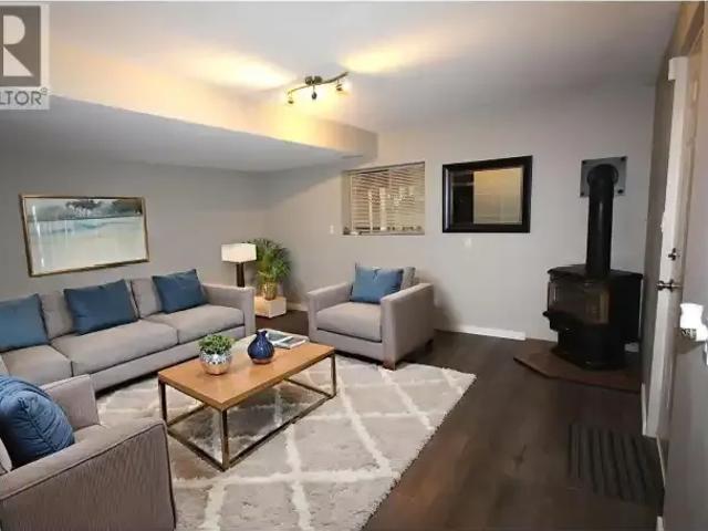 2 Bedroom House North Vancouver BC 105755893